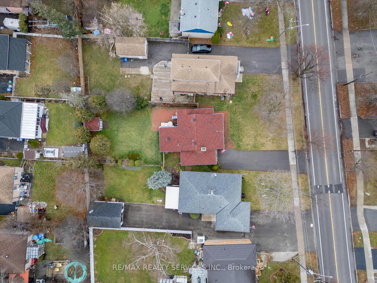 Photo 37 of 111 Denison Avenue, Brampton, Brampton West — HOMEH