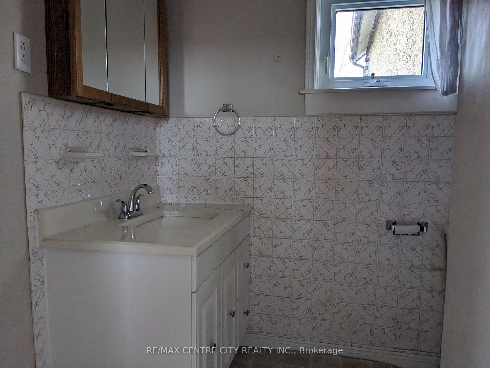 Photo 14 of 52681 Calton Line, Malahide, Rural Malahide — HOMEH