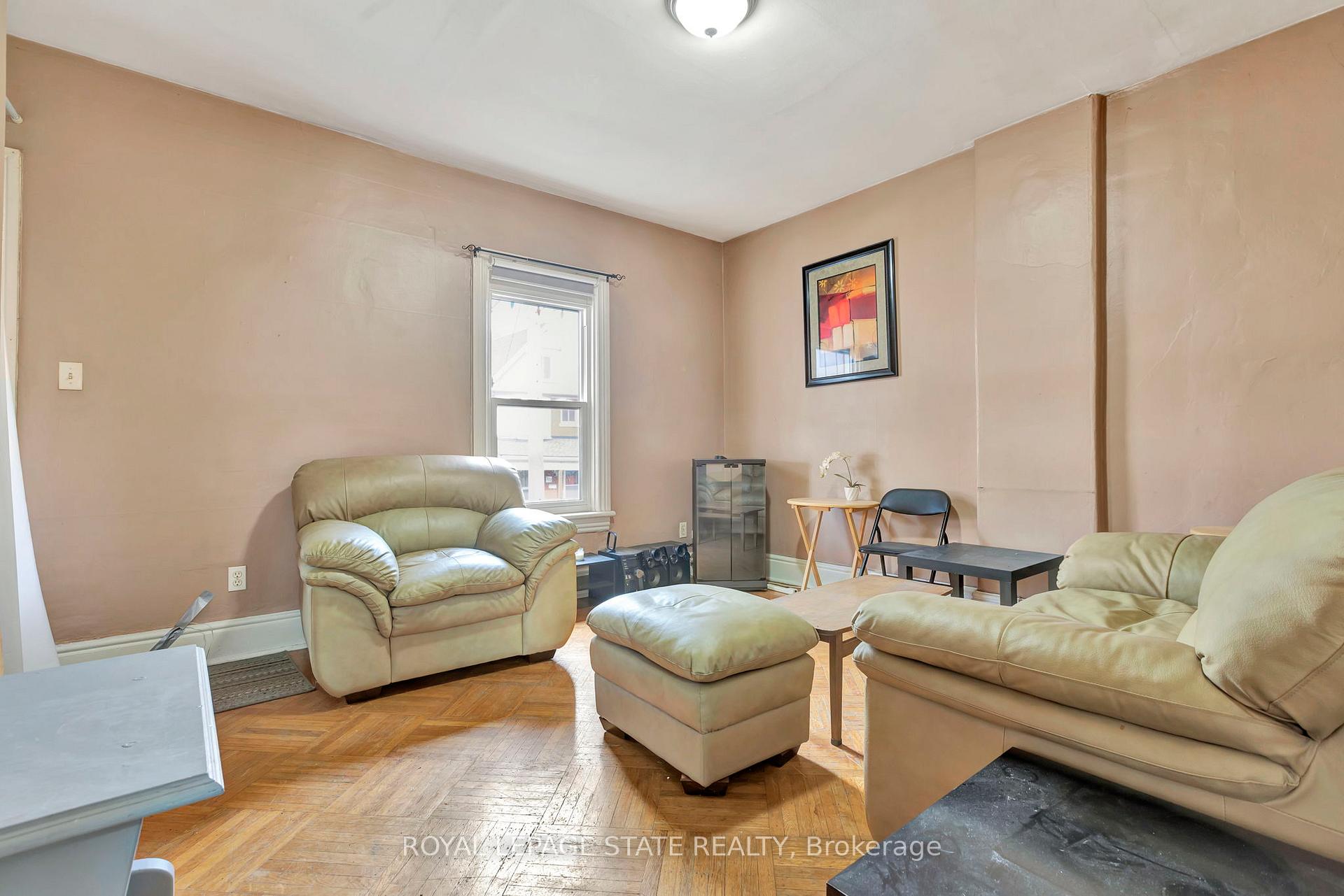 Photo 6 of 304 Emerald Street N, Hamilton, Landsdale — HOMEH