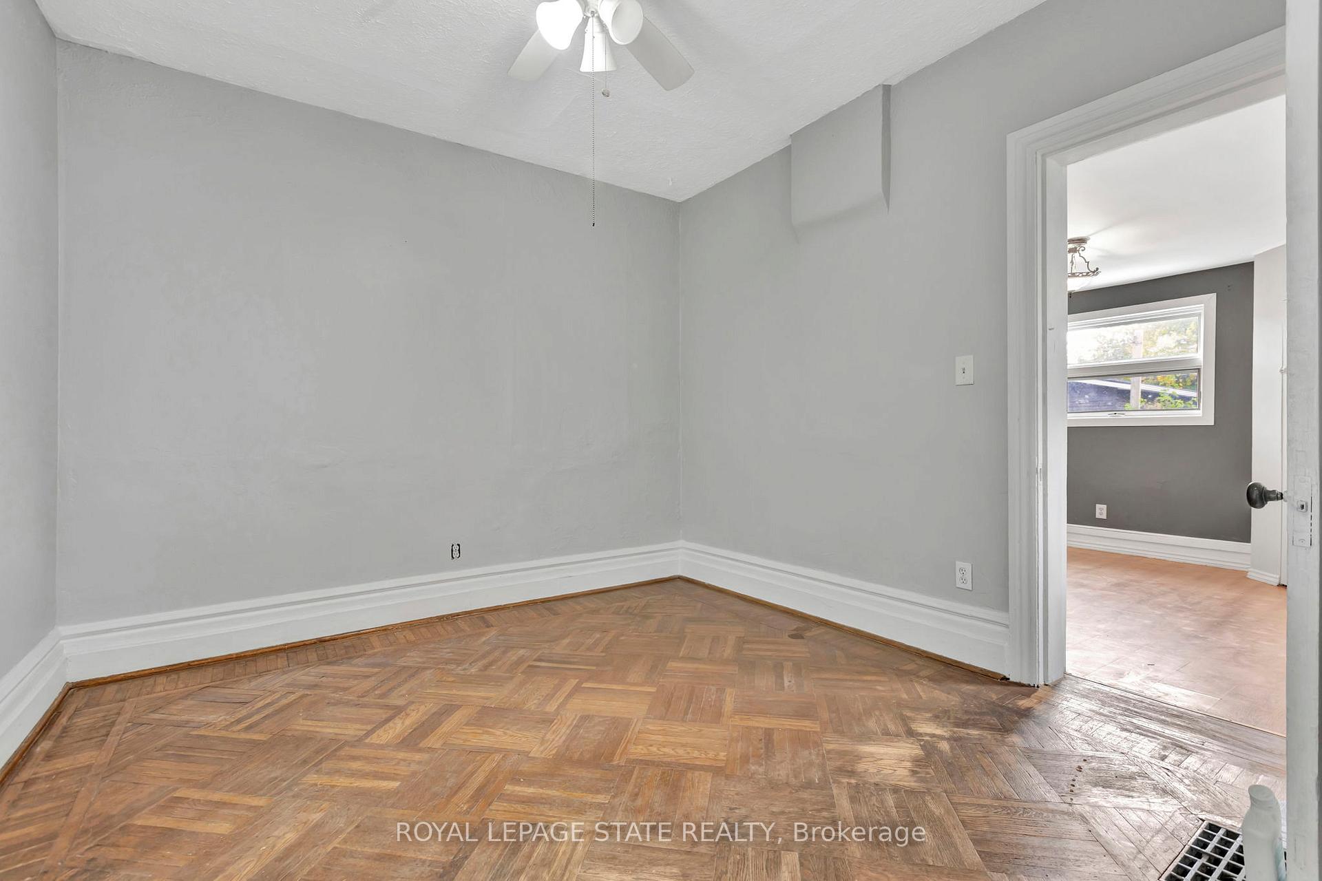 Photo 19 of 304 Emerald Street N, Hamilton, Landsdale — HOMEH
