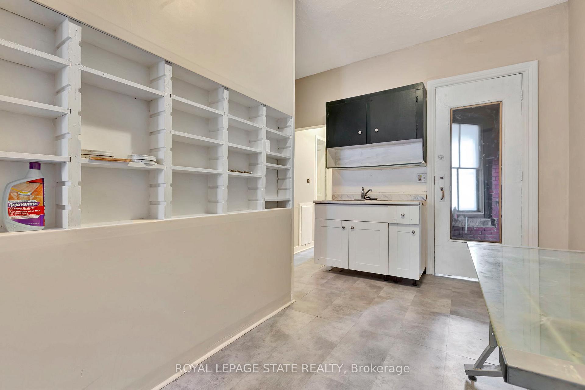 Photo 24 of 304 Emerald Street N, Hamilton, Landsdale — HOMEH
