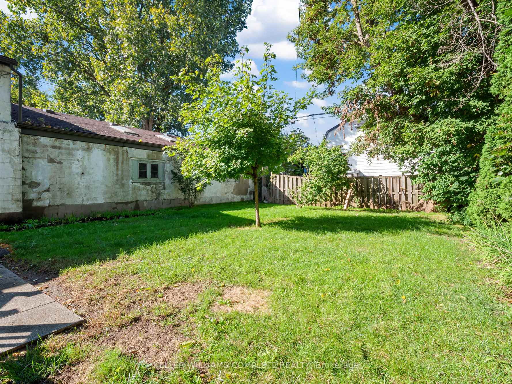 Photo 5 of 175 York Street, St. Catharines, Haig — HOMEH