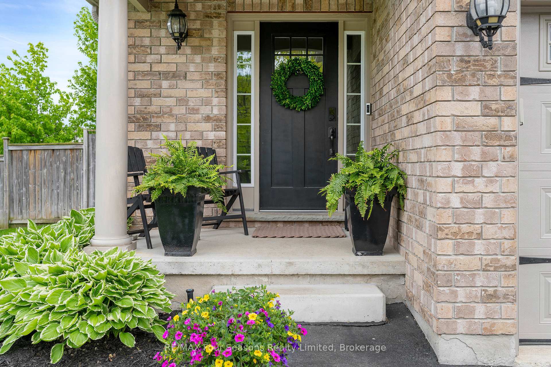 Photo 3 of 28 Brooke Avenue, Collingwood — HOMEH