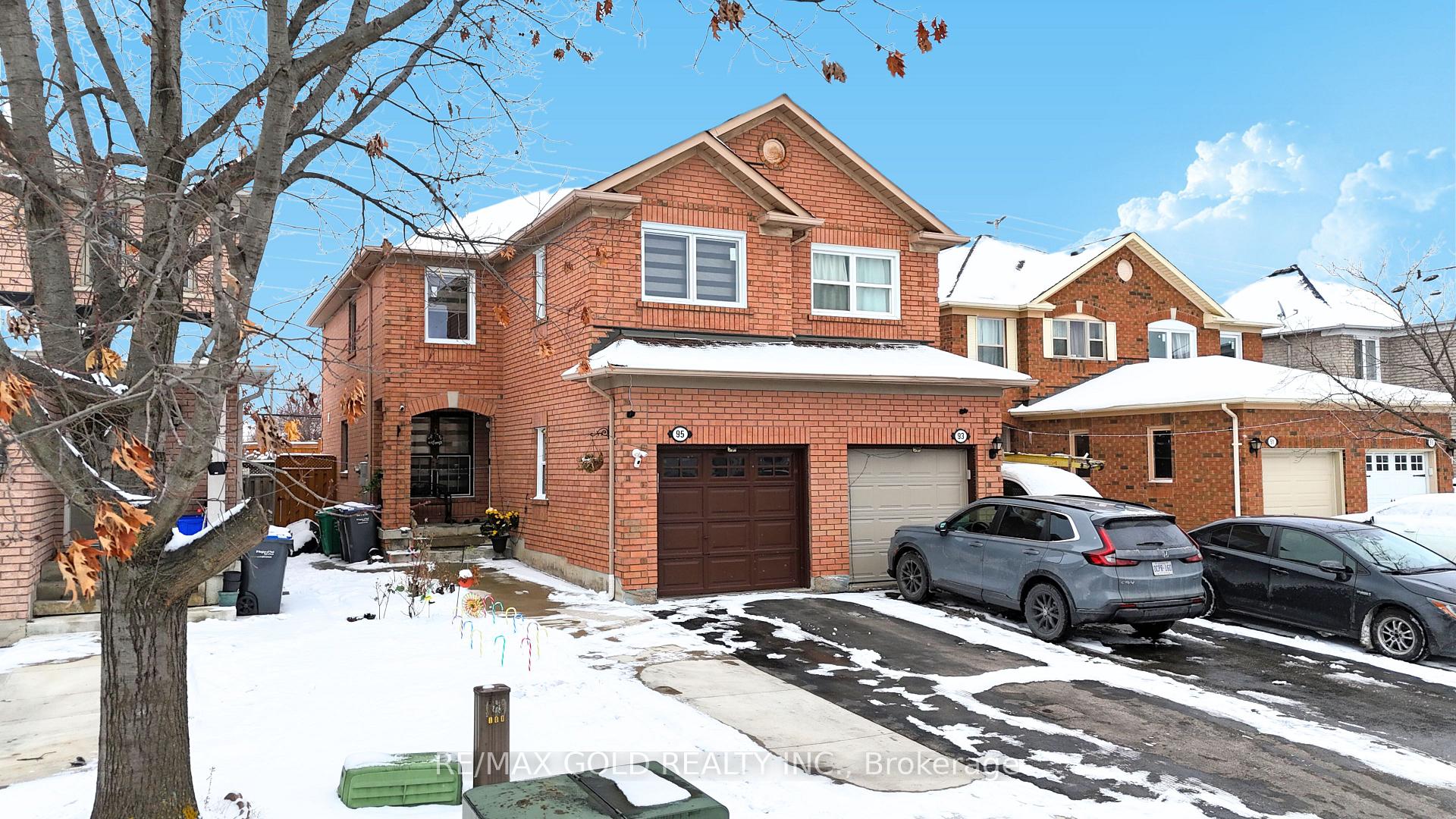 Photo 2 of 95 Mount Fuji Crescent, Brampton, Sandringham-Wellington — HOMEH