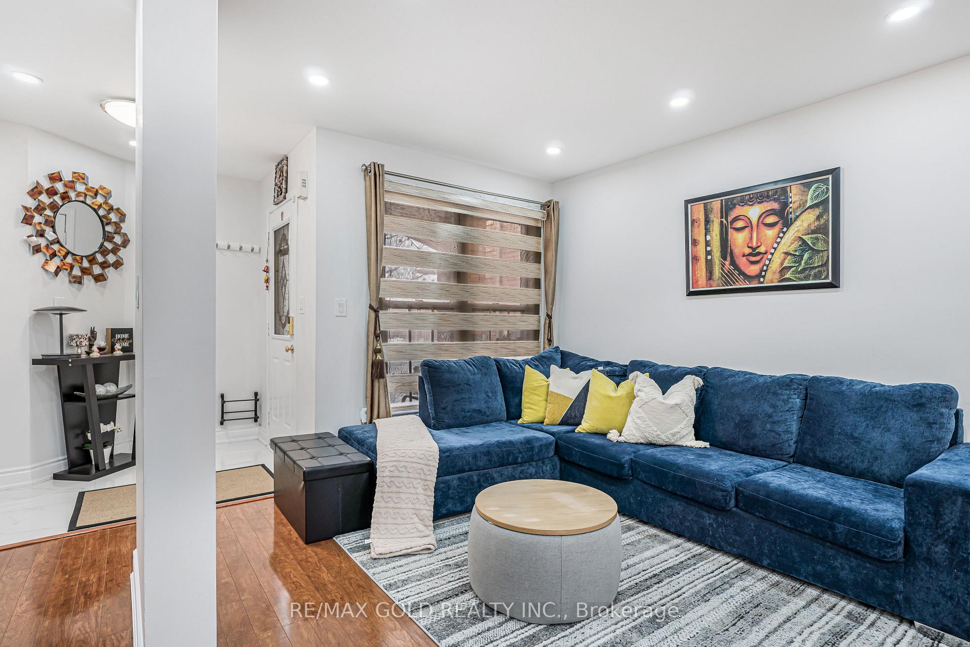 Photo 5 of 95 Mount Fuji Crescent, Brampton, Sandringham-Wellington — HOMEH
