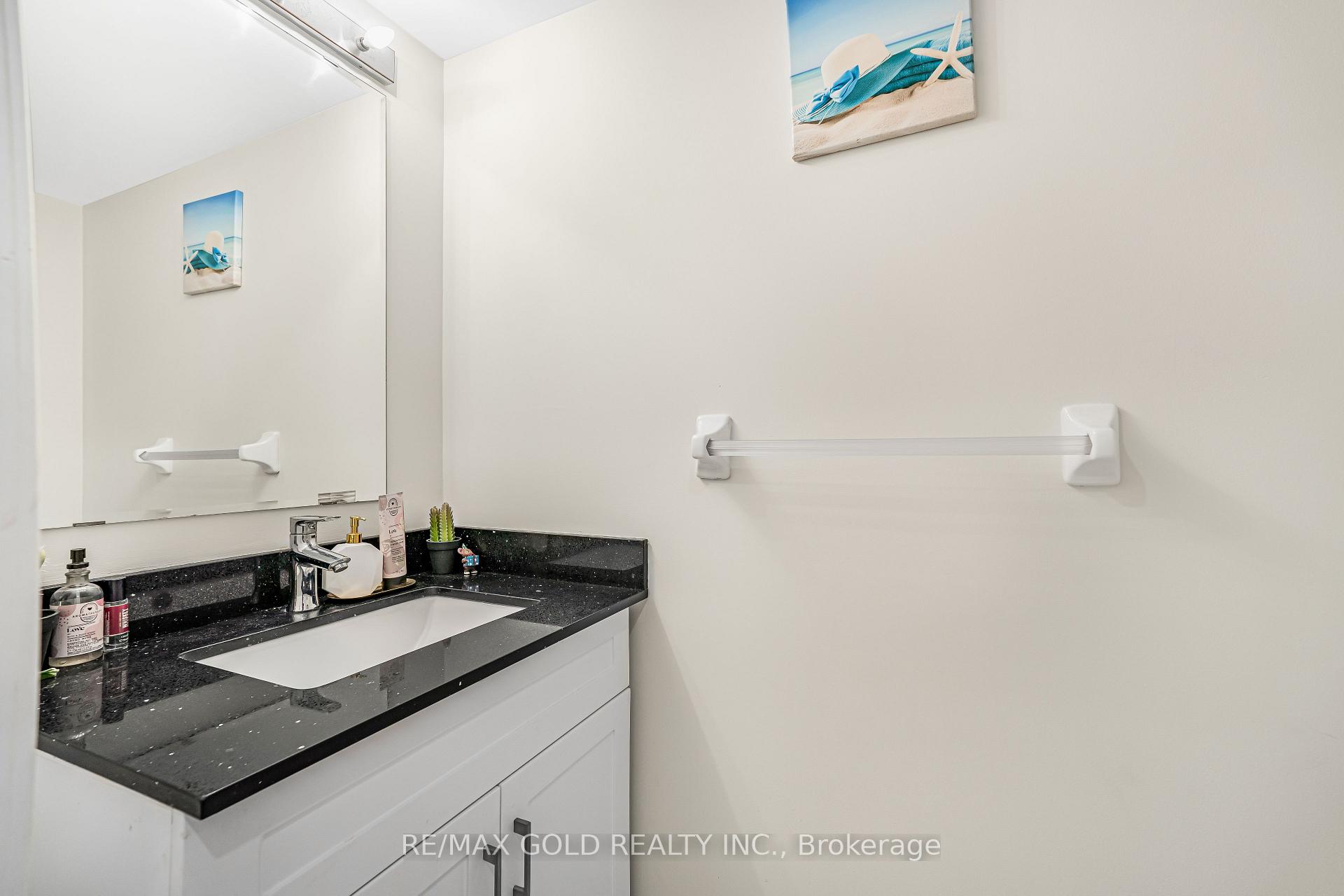 Photo 12 of 95 Mount Fuji Crescent, Brampton, Sandringham-Wellington — HOMEH