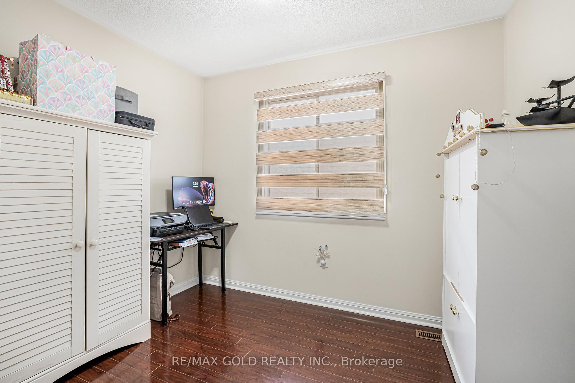 Photo 30 of 95 Mount Fuji Crescent, Brampton, Sandringham-Wellington — HOMEH