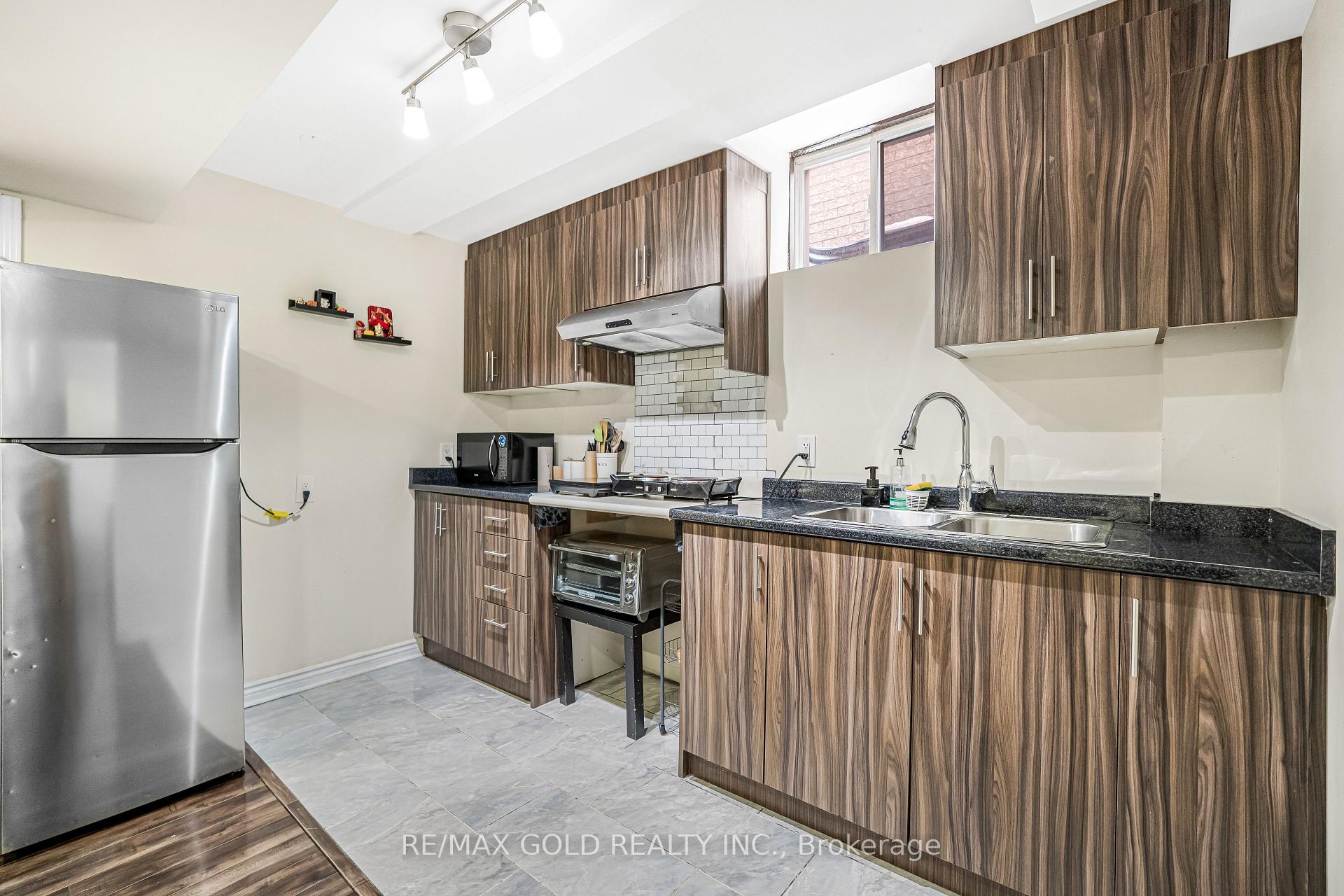 Photo 34 of 95 Mount Fuji Crescent, Brampton, Sandringham-Wellington — HOMEH