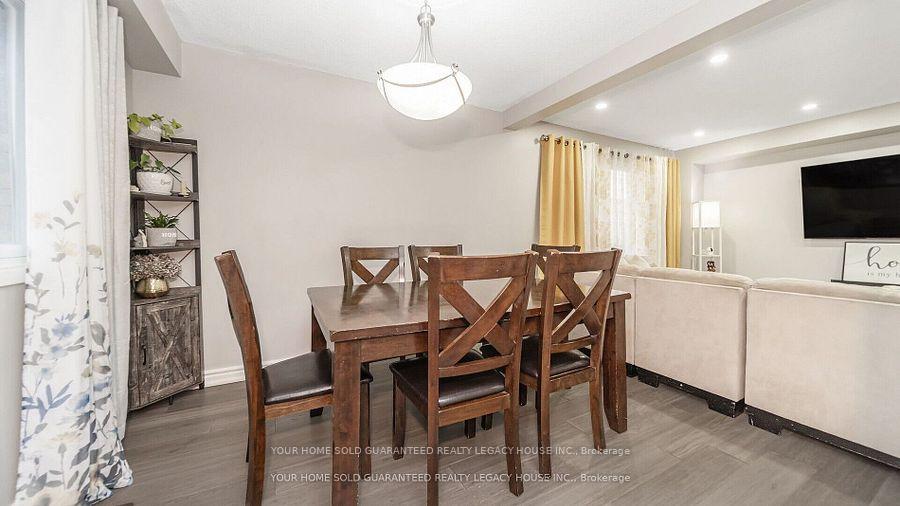 Photo 7 of 60 Roehampton Crescent, Brampton, Brampton South — HOMEH