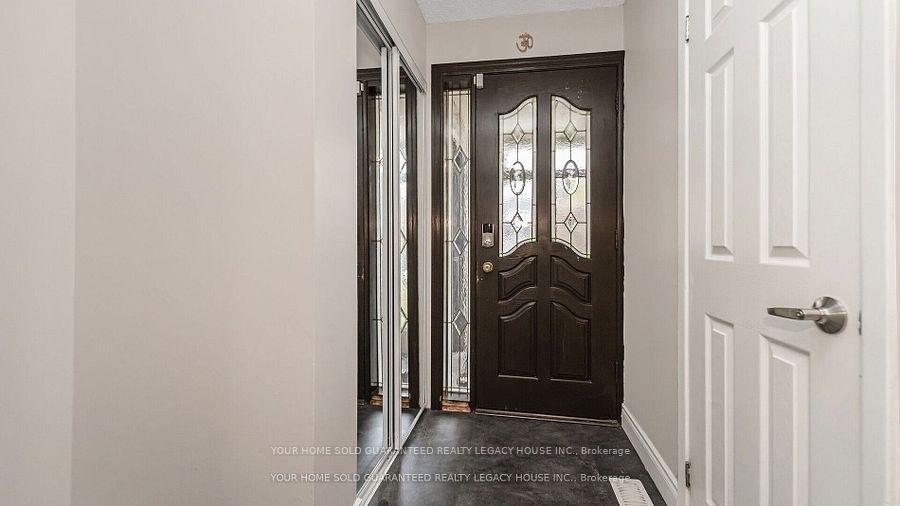 Photo 17 of 60 Roehampton Crescent, Brampton, Brampton South — HOMEH
