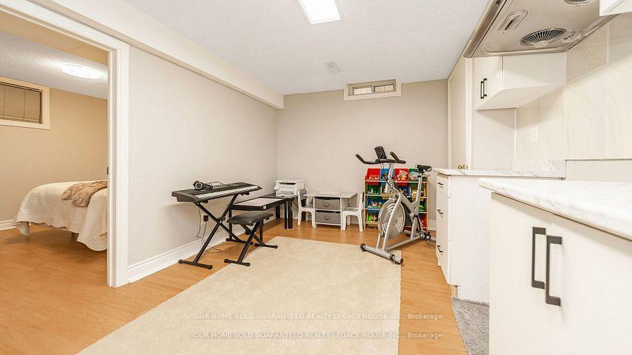 Photo 28 of 60 Roehampton Crescent, Brampton, Brampton South — HOMEH