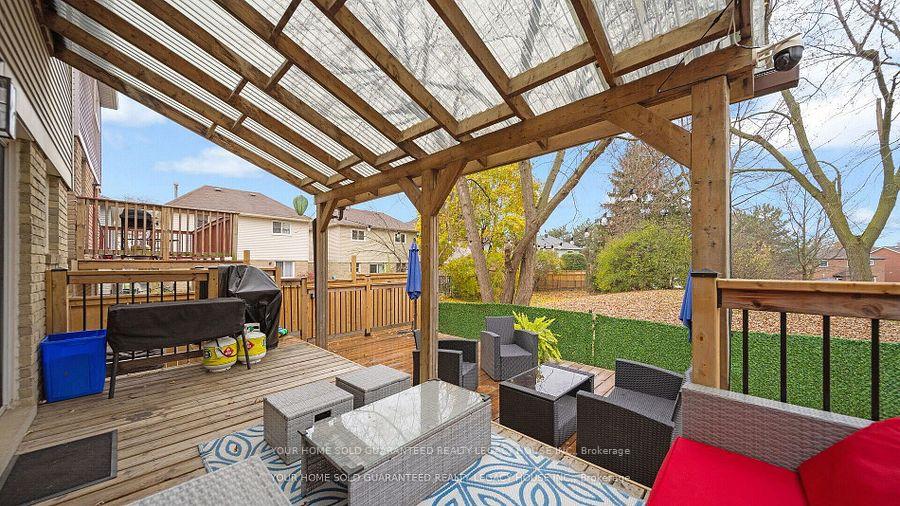 Photo 35 of 60 Roehampton Crescent, Brampton, Brampton South — HOMEH