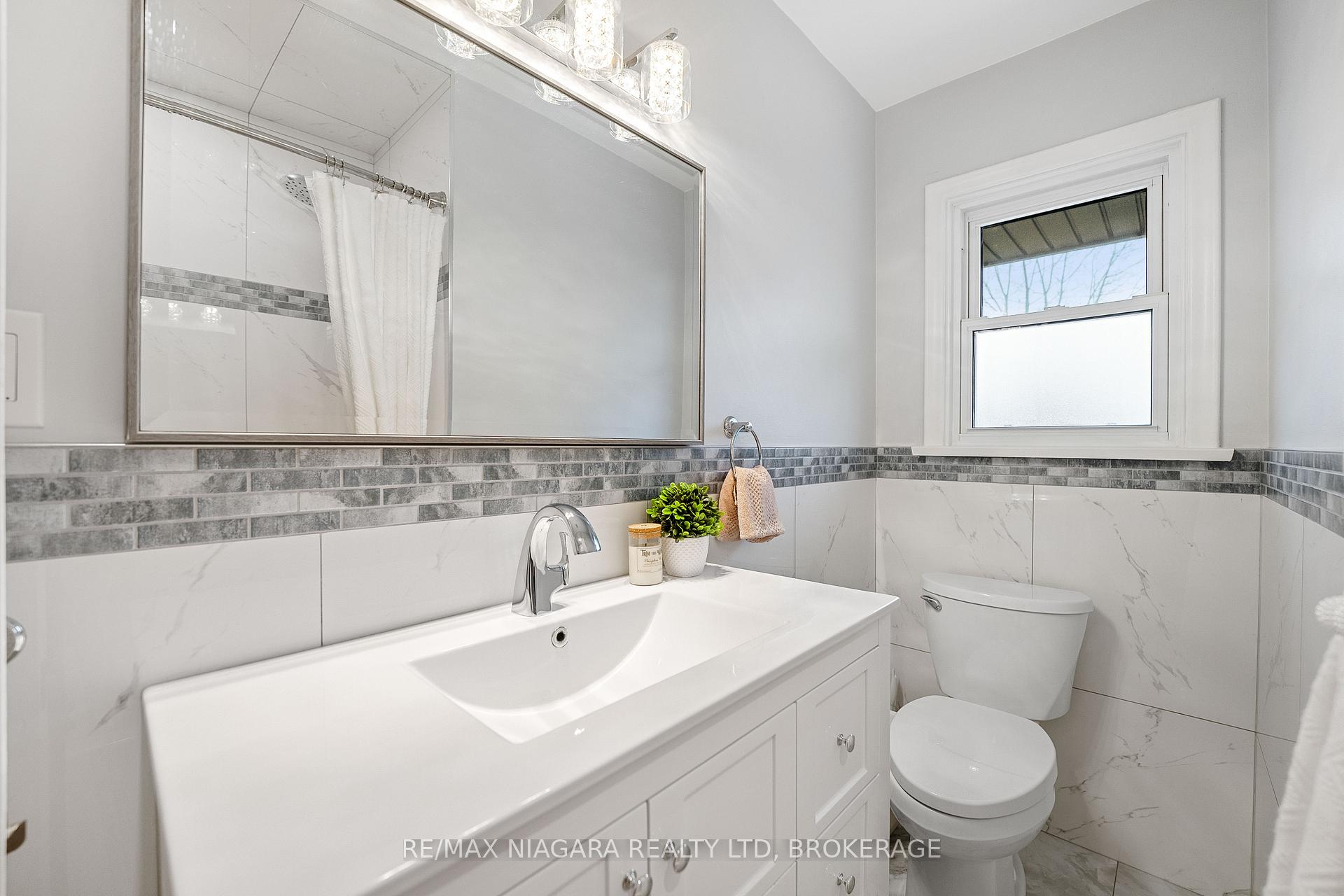 Photo 13 of 24 Brisbane Glen, St. Catharines, Vine/Linwell — HOMEH