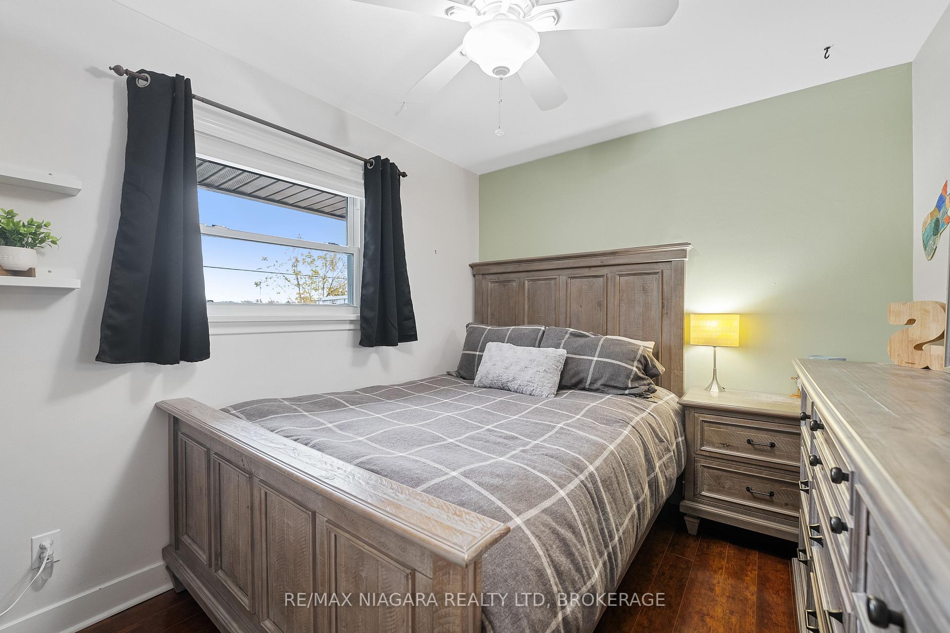 Photo 18 of 24 Brisbane Glen, St. Catharines, Vine/Linwell — HOMEH