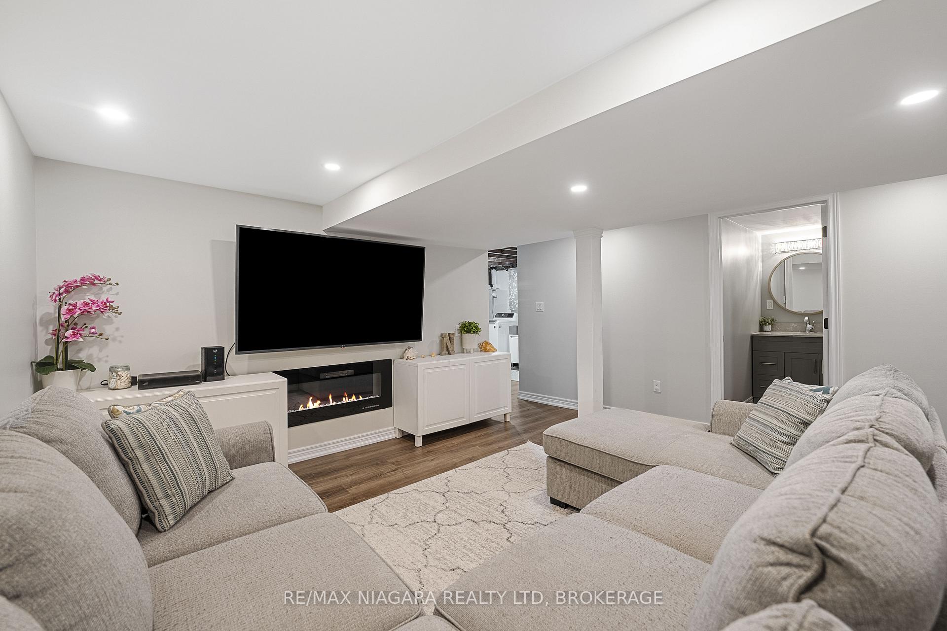 Photo 26 of 24 Brisbane Glen, St. Catharines, Vine/Linwell — HOMEH