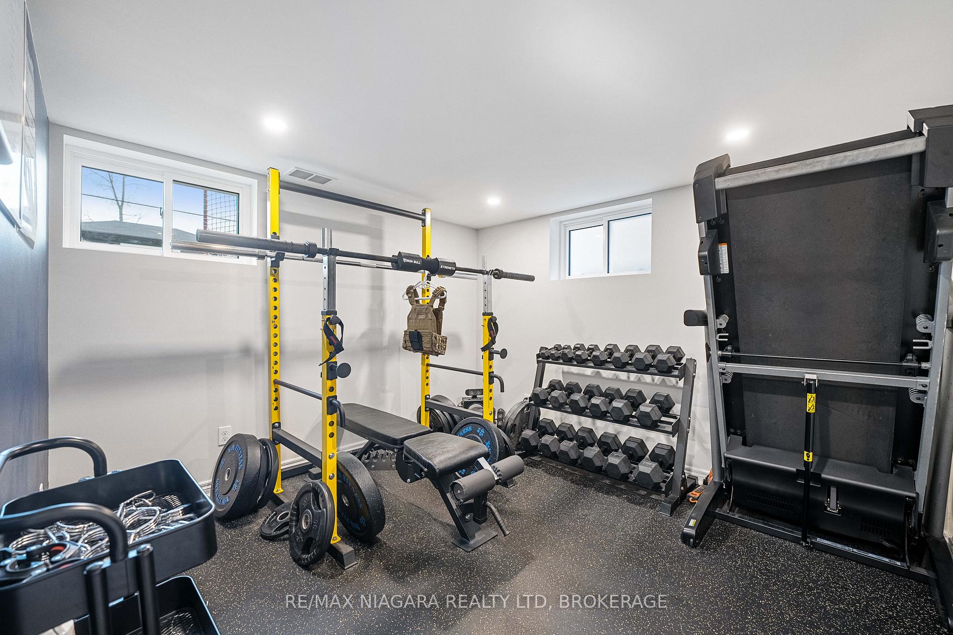 Photo 28 of 24 Brisbane Glen, St. Catharines, Vine/Linwell — HOMEH