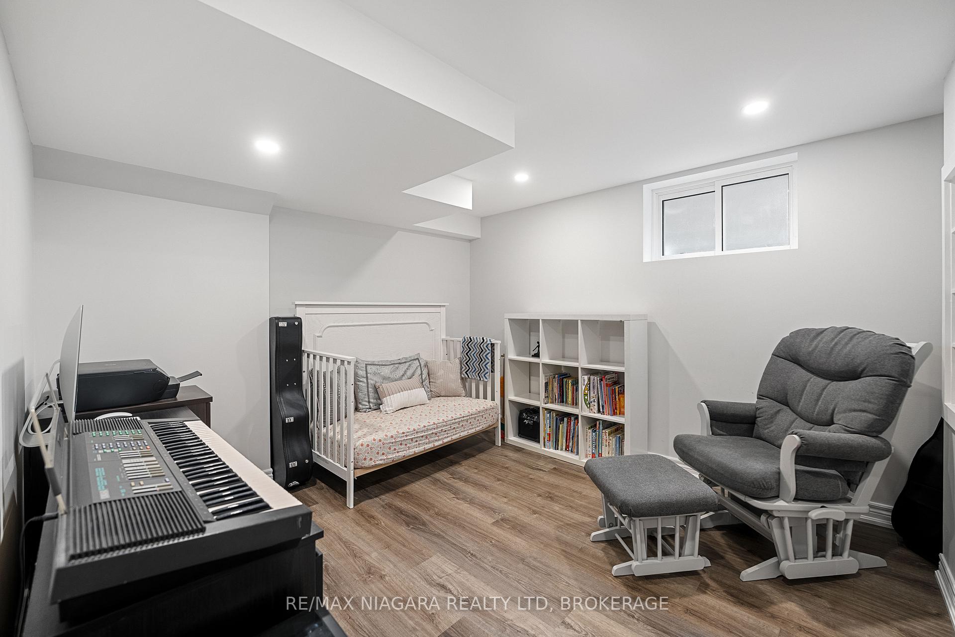 Photo 29 of 24 Brisbane Glen, St. Catharines, Vine/Linwell — HOMEH