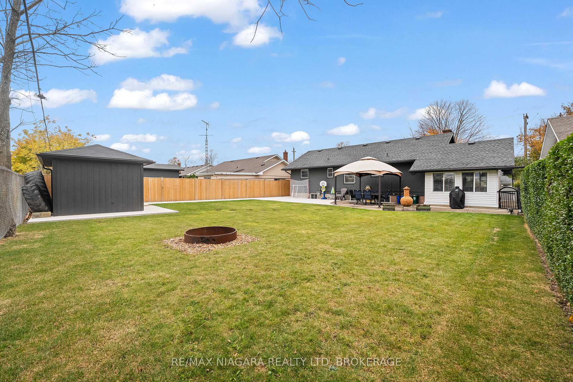 Photo 33 of 24 Brisbane Glen, St. Catharines, Vine/Linwell — HOMEH