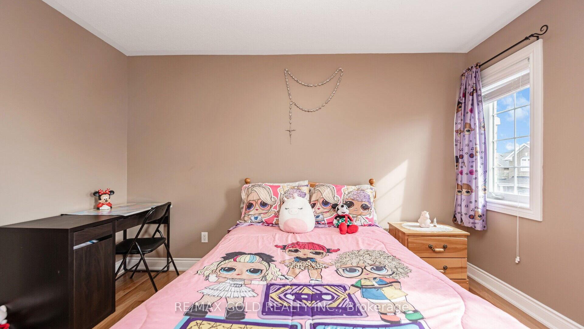 Photo 15 of 57 Crystal Glen Crescent, Brampton, Credit Valley — HOMEH