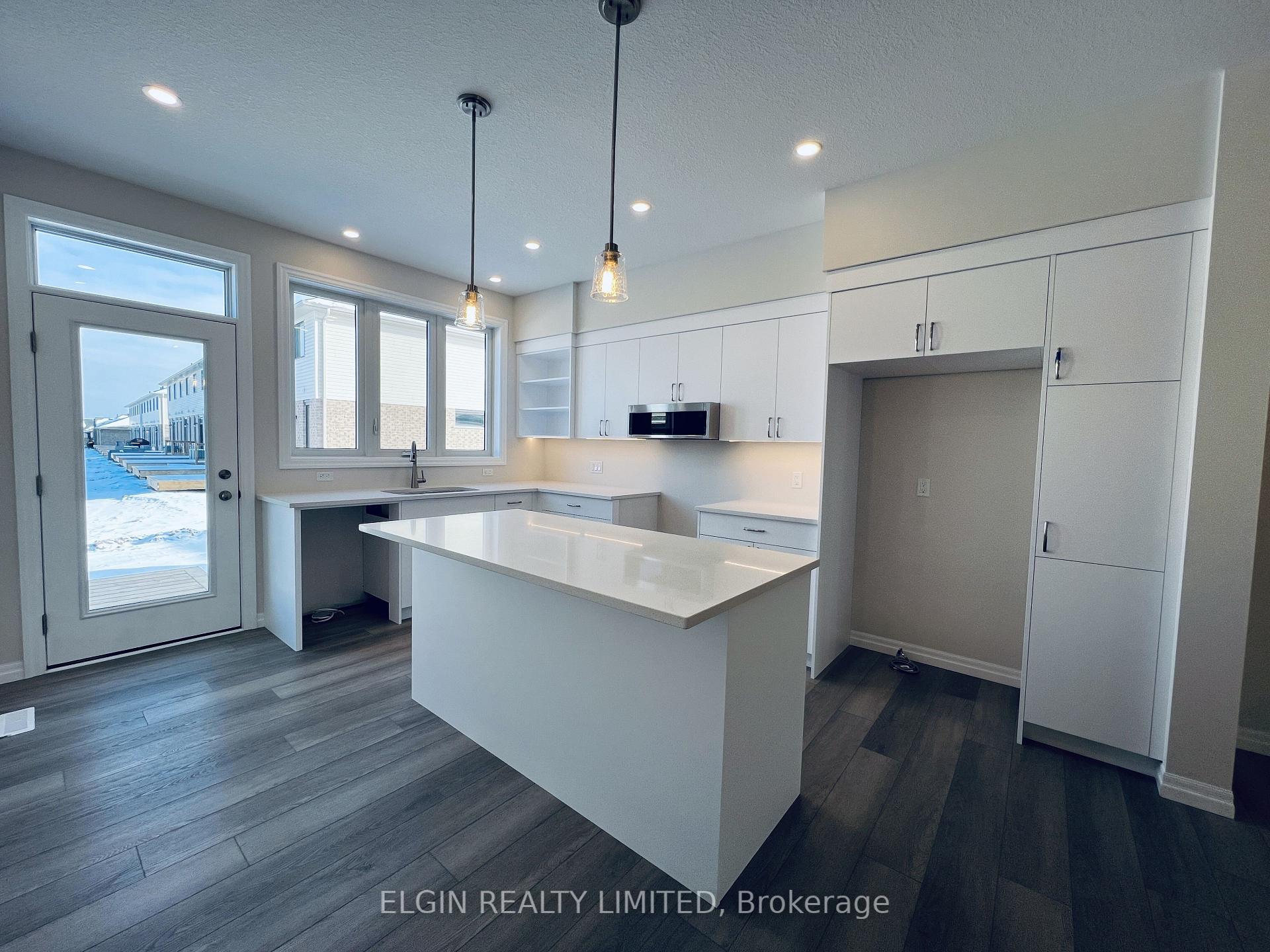 Photo 6 of 52 Dunning Way, St. Thomas — HOMEH