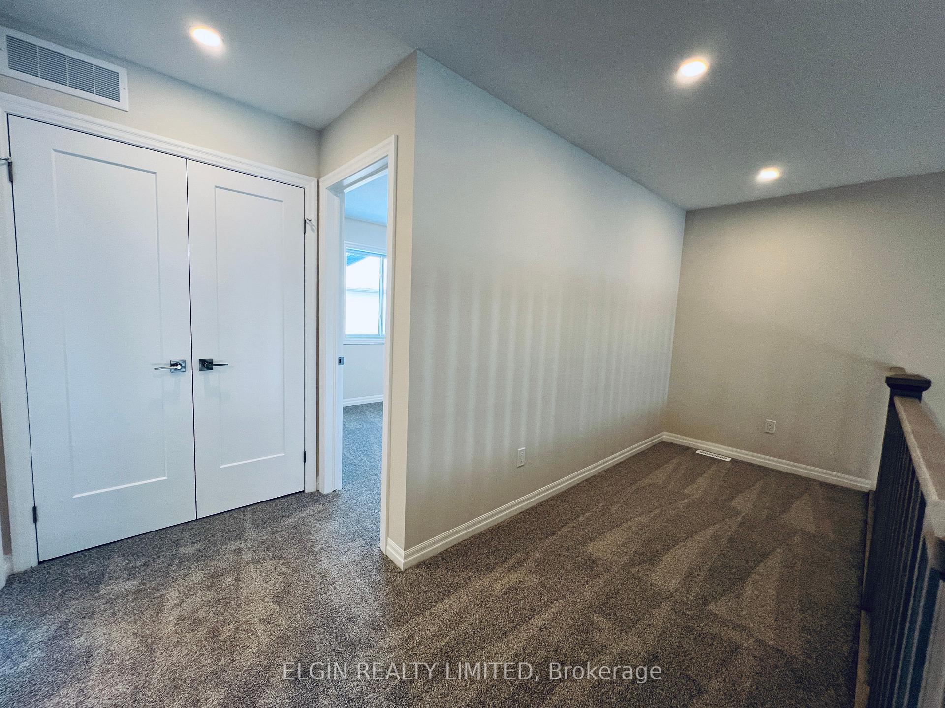 Photo 17 of 52 Dunning Way, St. Thomas — HOMEH