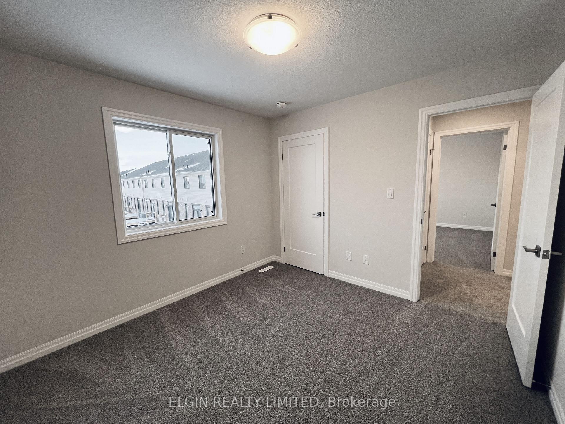 Photo 18 of 52 Dunning Way, St. Thomas — HOMEH