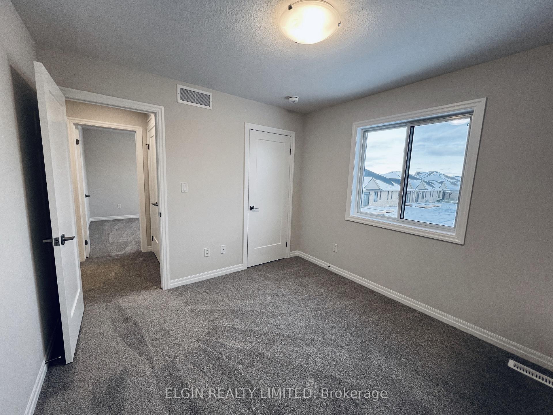 Photo 19 of 52 Dunning Way, St. Thomas — HOMEH