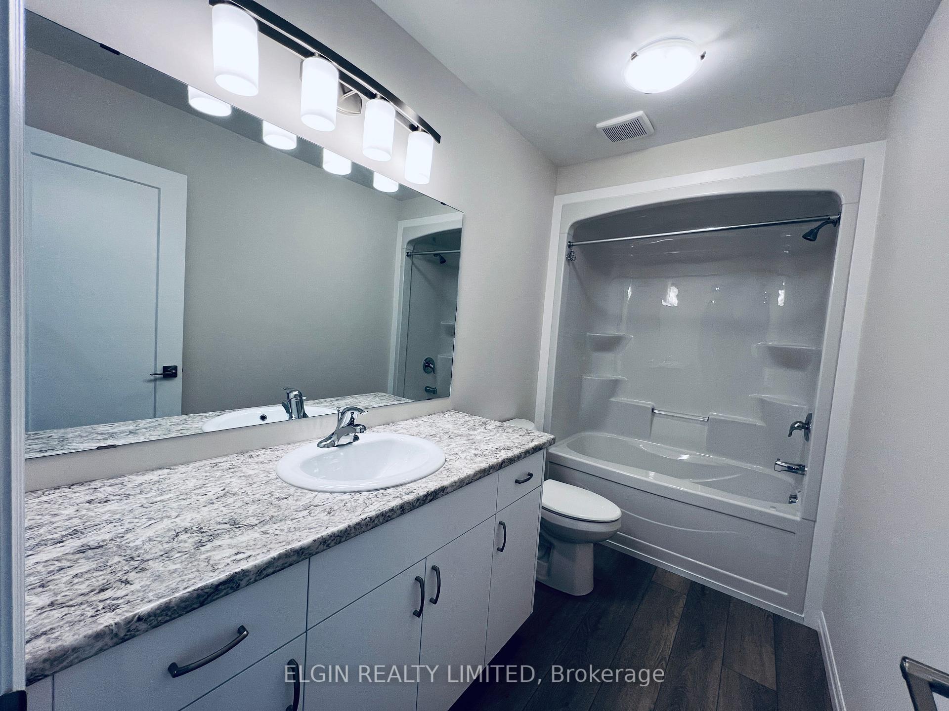 Photo 20 of 52 Dunning Way, St. Thomas — HOMEH