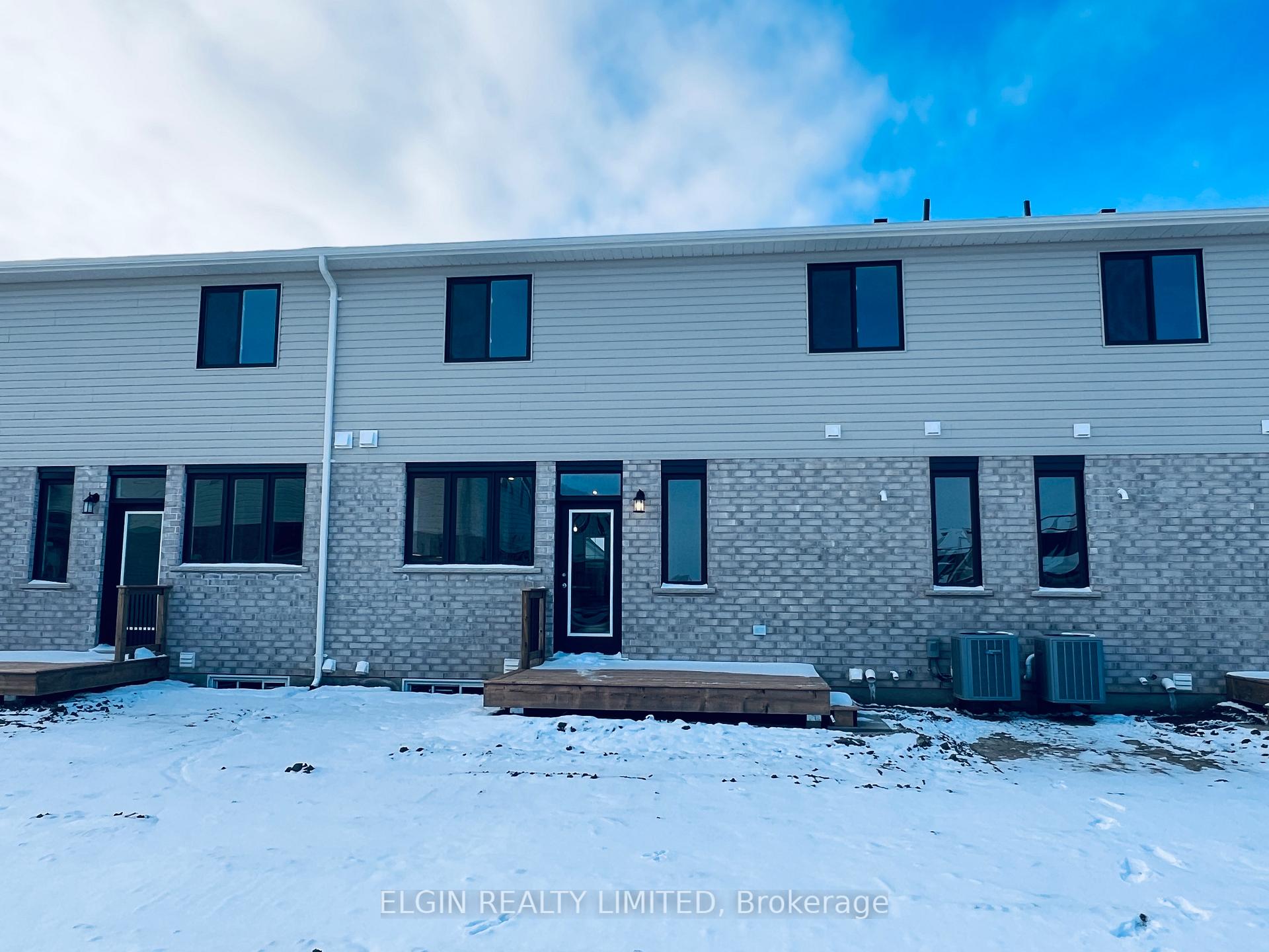 Photo 21 of 52 Dunning Way, St. Thomas — HOMEH