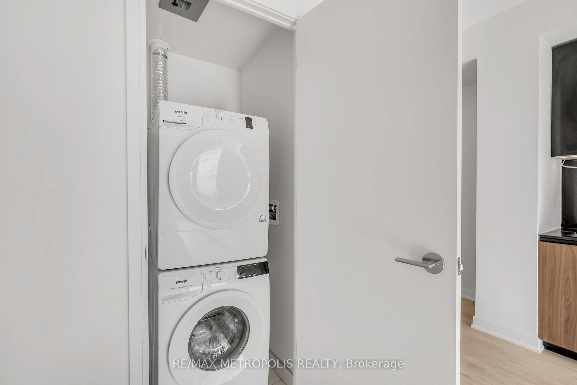 Photo 23 of Unit 1107, 425 Front Street E, Toronto, Waterfront Communities — HOMEH