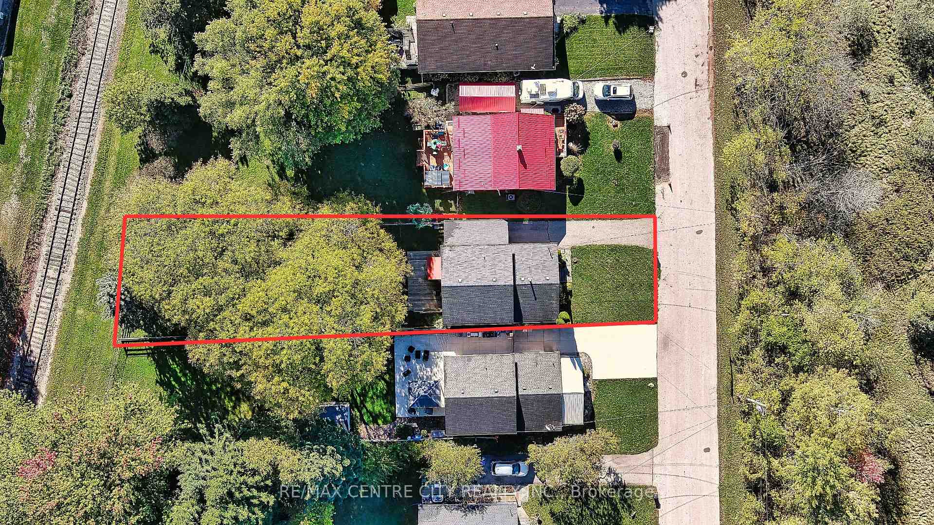 Photo 27 of 333 Catherine Street, Central Elgin, Port Stanley — HOMEH
