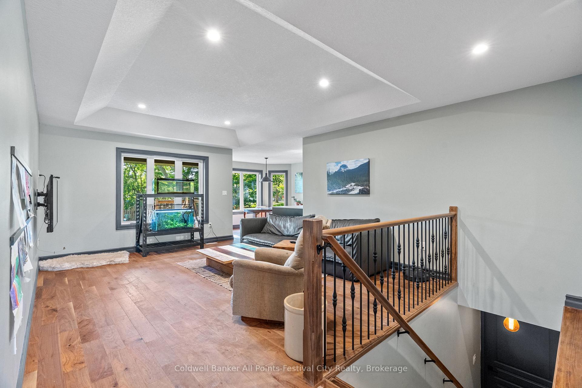 Photo 7 of 186 Hincks Street, Goderich, Goderich (Town) — HOMEH