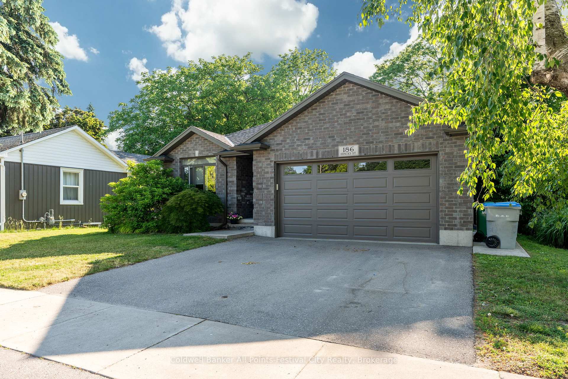 Photo 24 of 186 Hincks Street, Goderich, Goderich (Town) — HOMEH
