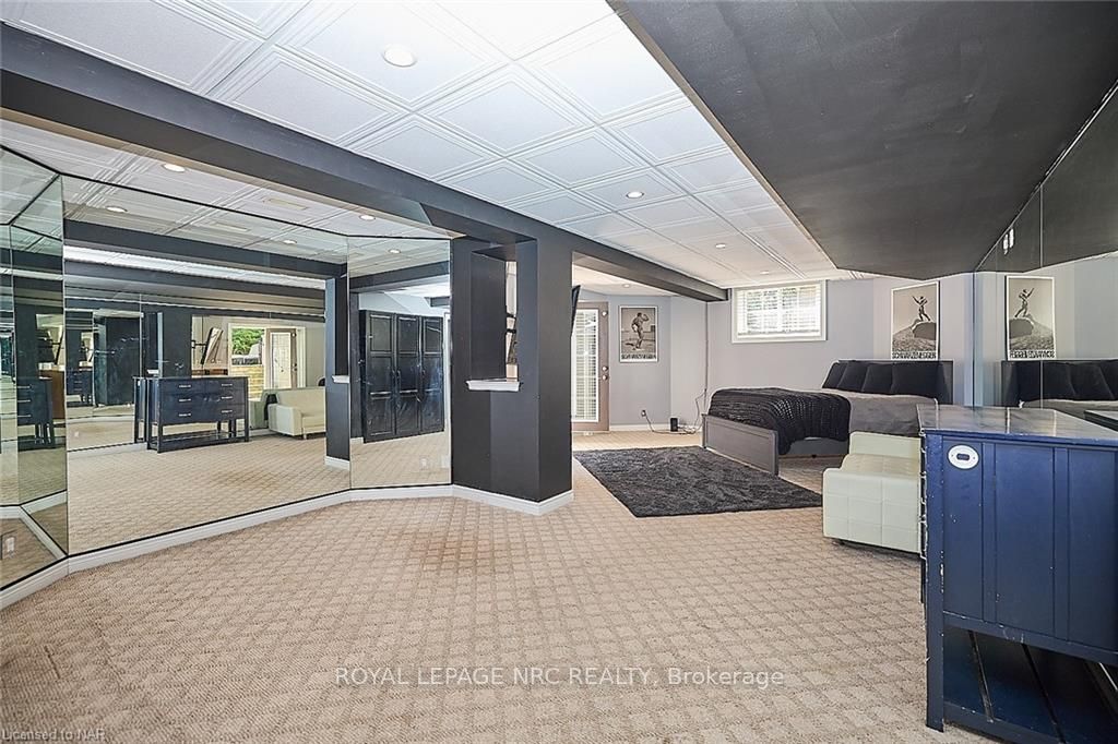 Photo 14 of 68 Welstead Drive, St. Catharines, Rykert/Vansickle — HOMEH
