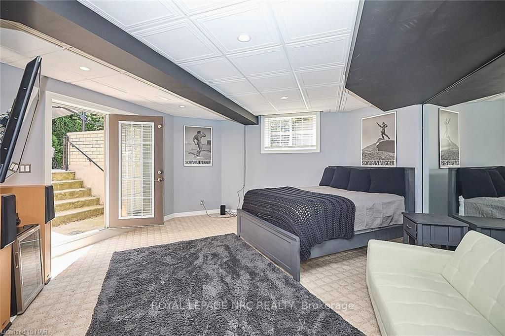 Photo 16 of 68 Welstead Drive, St. Catharines, Rykert/Vansickle — HOMEH