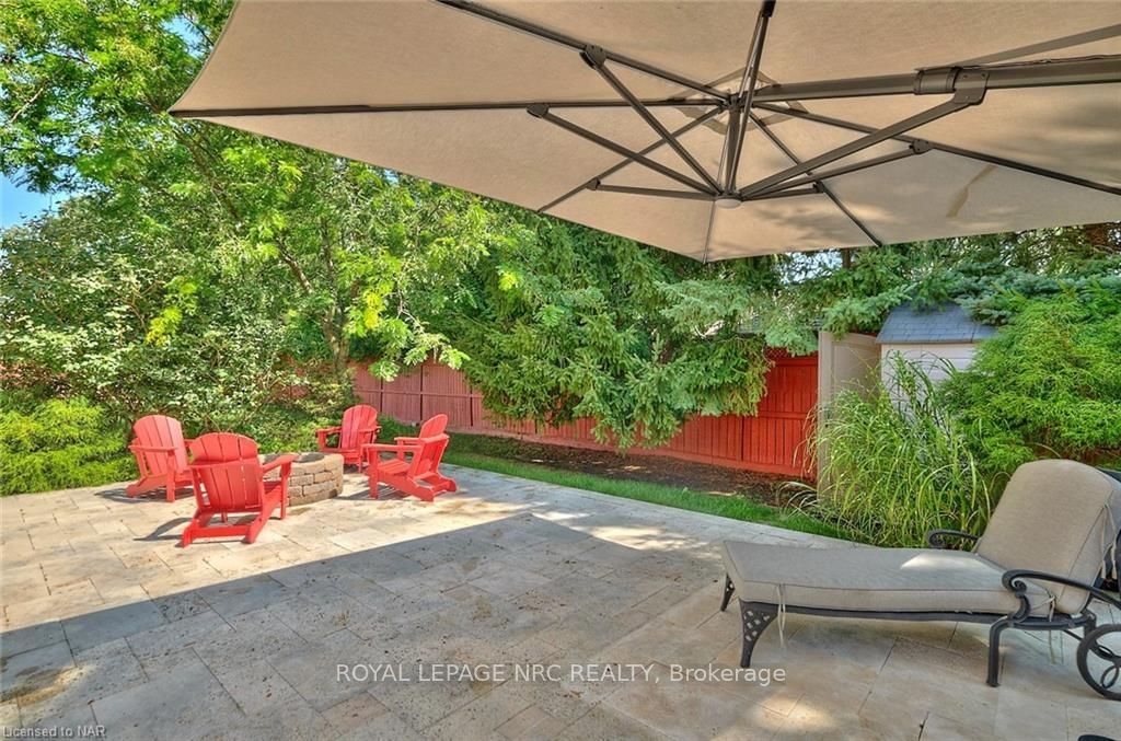 Photo 19 of 68 Welstead Drive, St. Catharines, Rykert/Vansickle — HOMEH