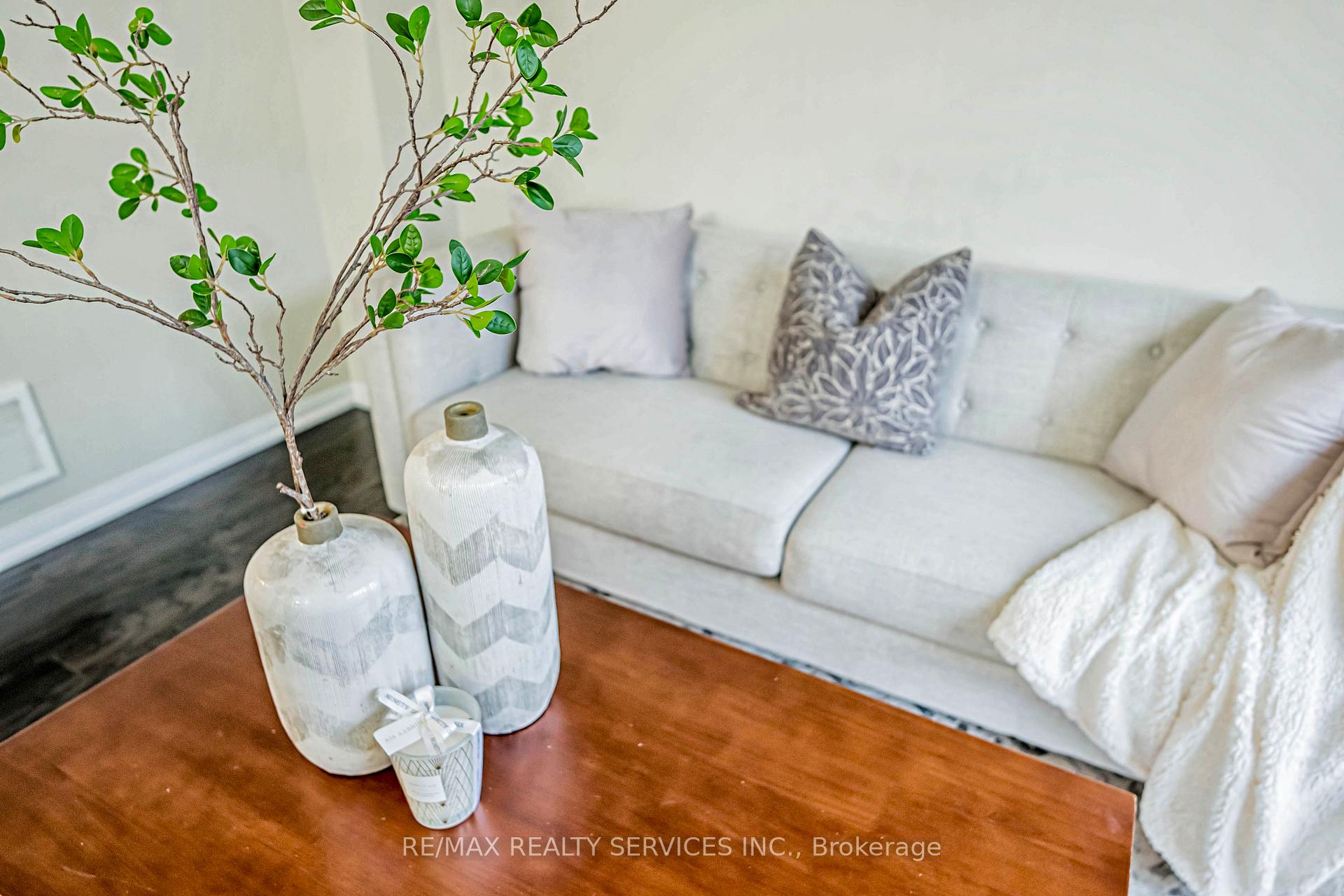 Photo 22 of 55 Bevington Road, Brampton, Northwest Brampton — HOMEH