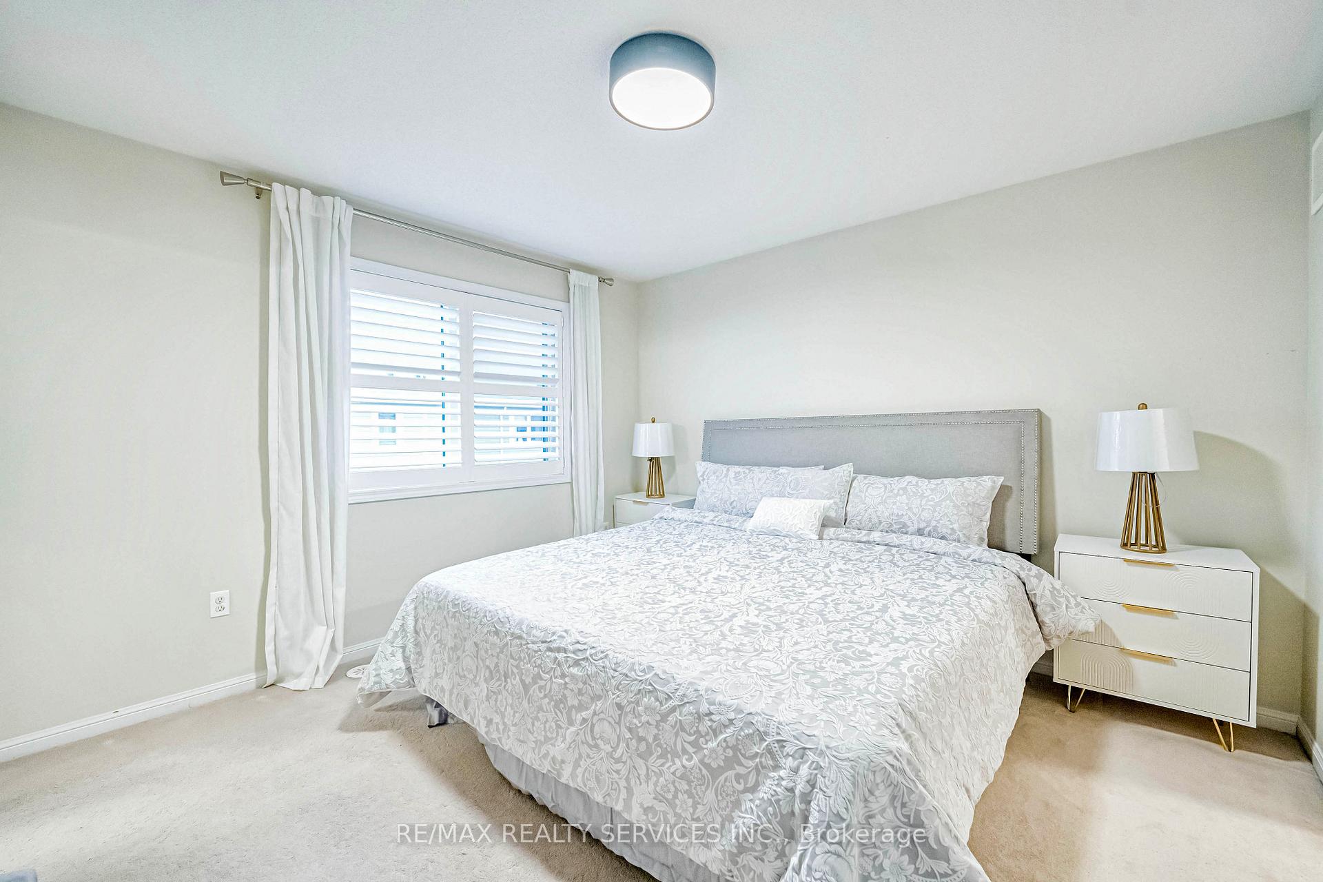 Photo 28 of 55 Bevington Road, Brampton, Northwest Brampton — HOMEH