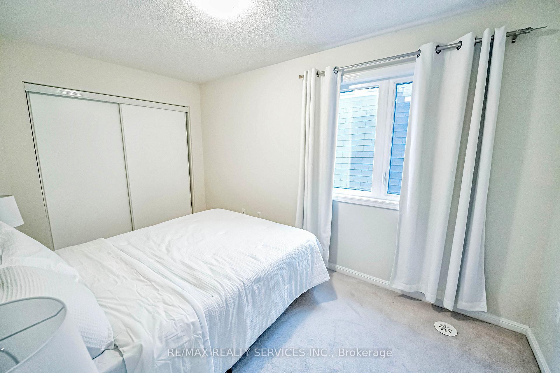 Photo 36 of 55 Bevington Road, Brampton, Northwest Brampton — HOMEH