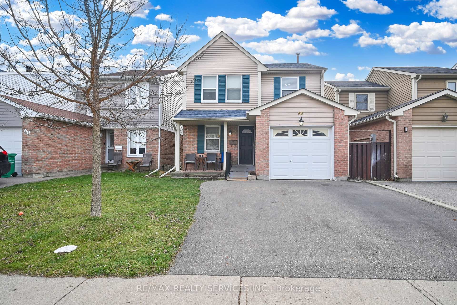 Photo 1 of 58 Mayfair Crescent, Brampton, Central Park — HOMEH