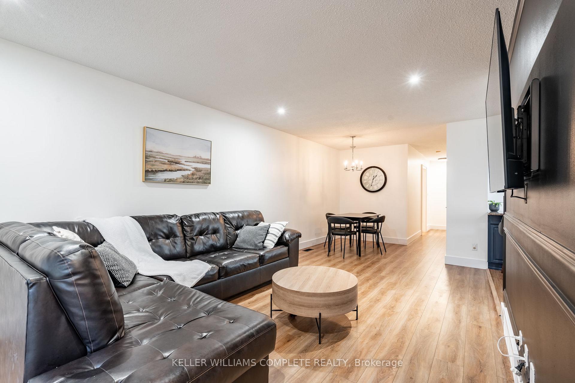 Photo 9 of 4 Mcnicholl Circle, St. Catharines, Fairview — HOMEH