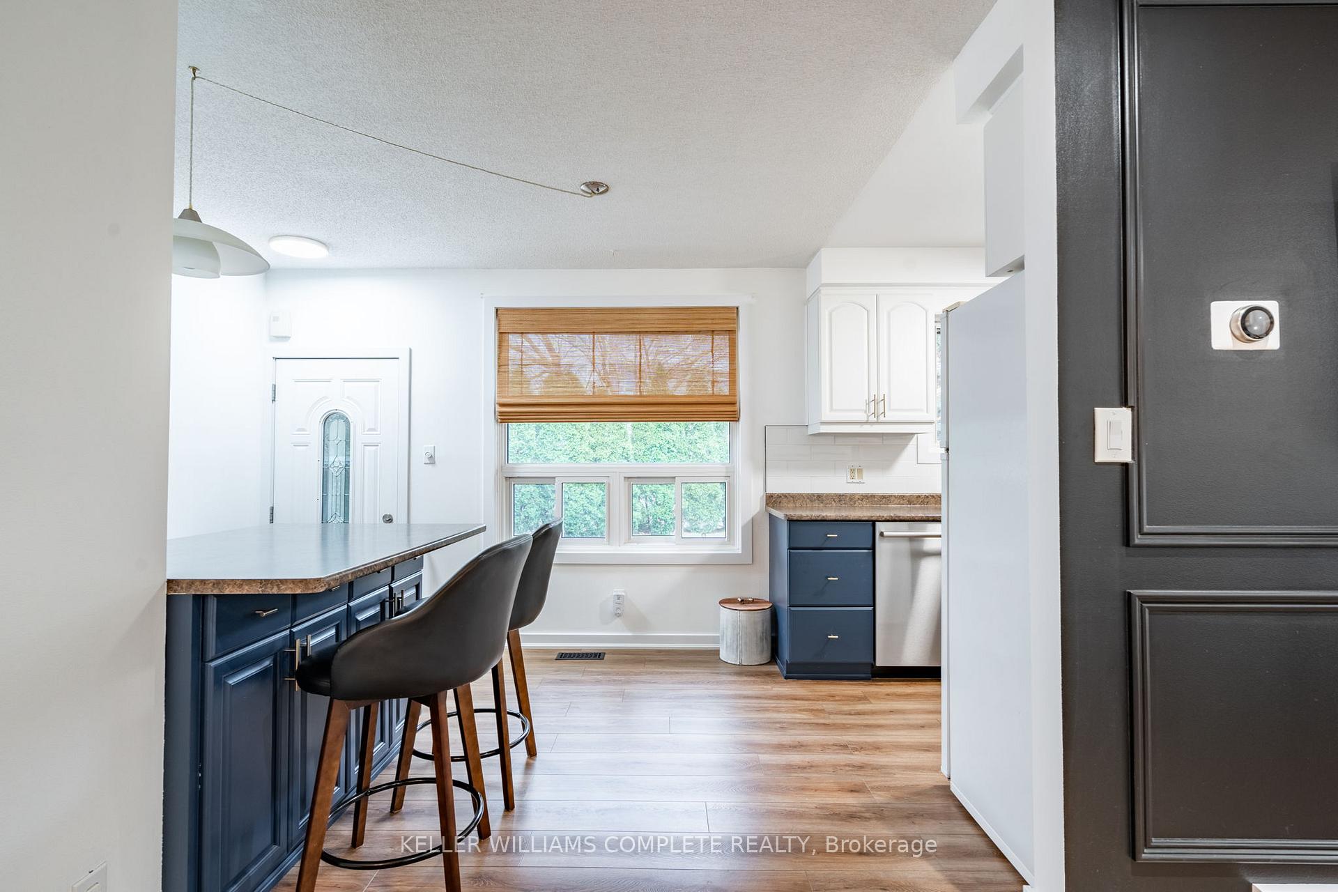 Photo 14 of 4 Mcnicholl Circle, St. Catharines, Fairview — HOMEH