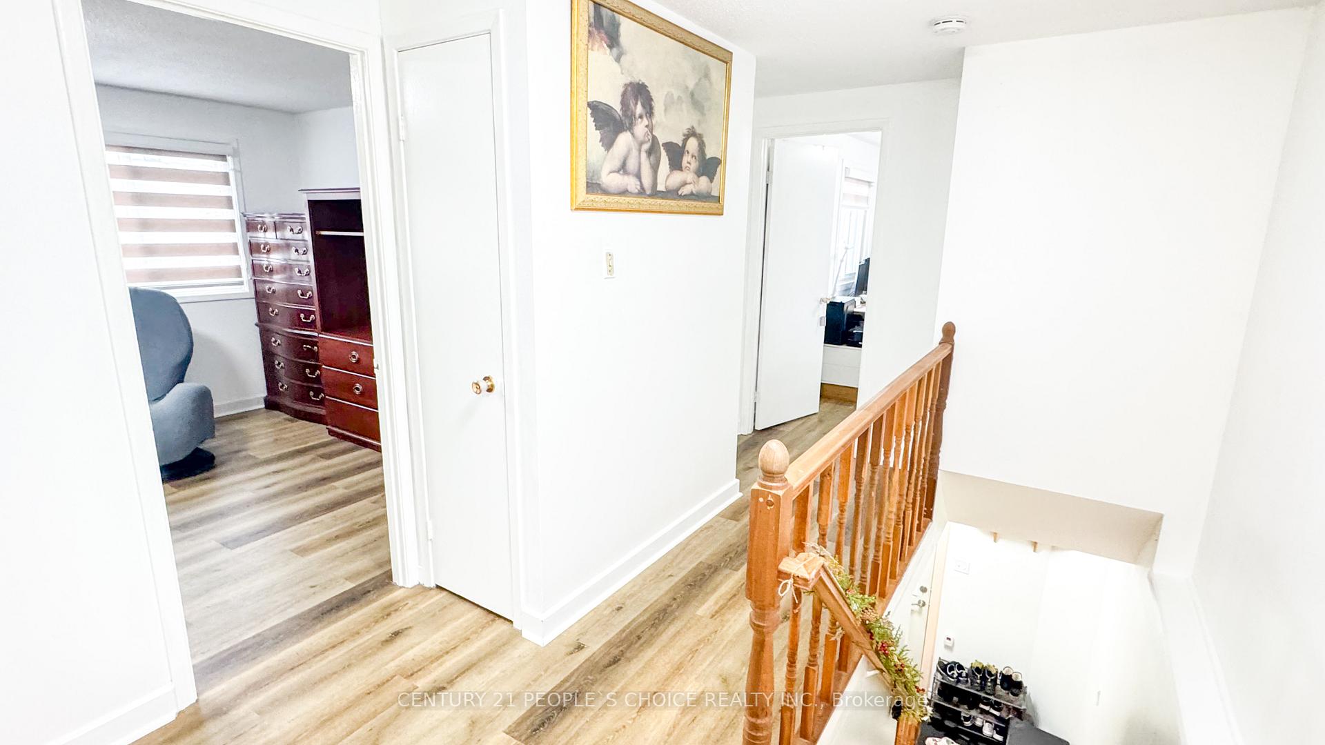 Photo 4 of 16 Hedley Court, Brampton, Central Park — HOMEH