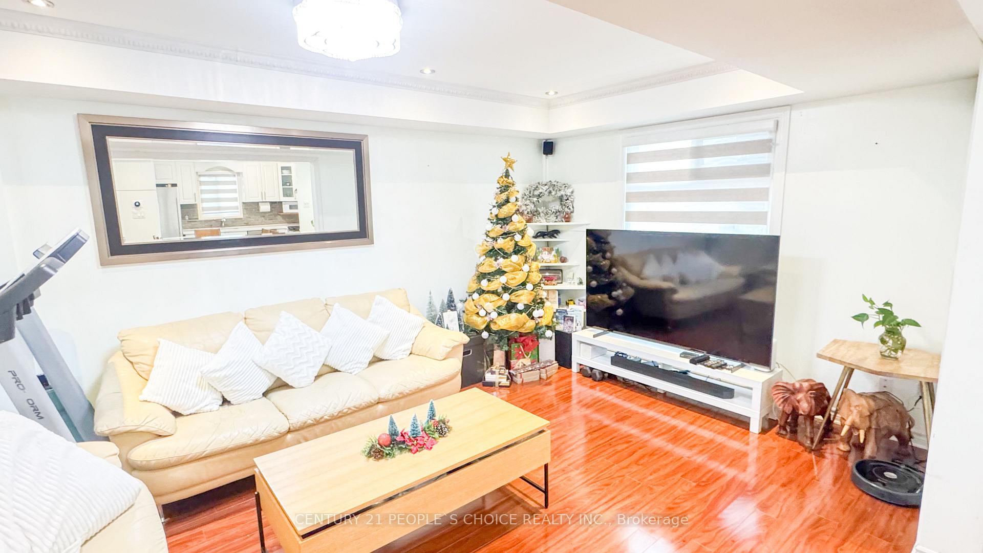 Photo 9 of 16 Hedley Court, Brampton, Central Park — HOMEH