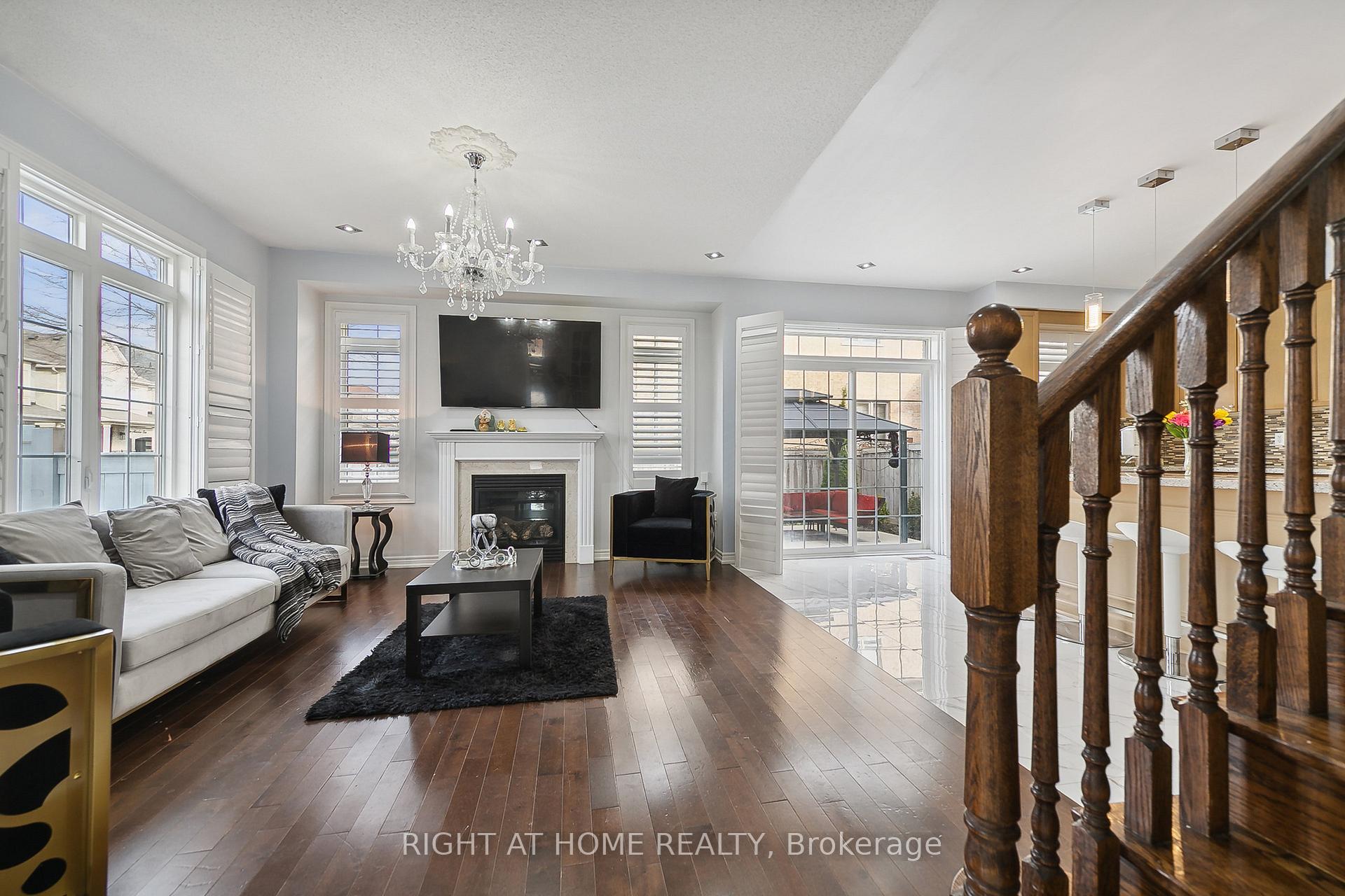 Photo 12 of 1 Sage Meadow Crescent, Brampton, Credit Valley — HOMEH