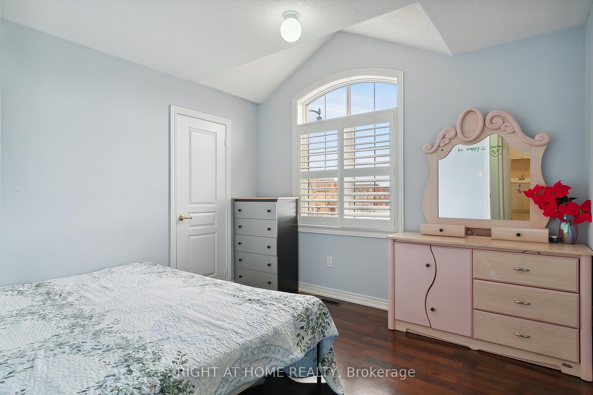 Photo 19 of 1 Sage Meadow Crescent, Brampton, Credit Valley — HOMEH