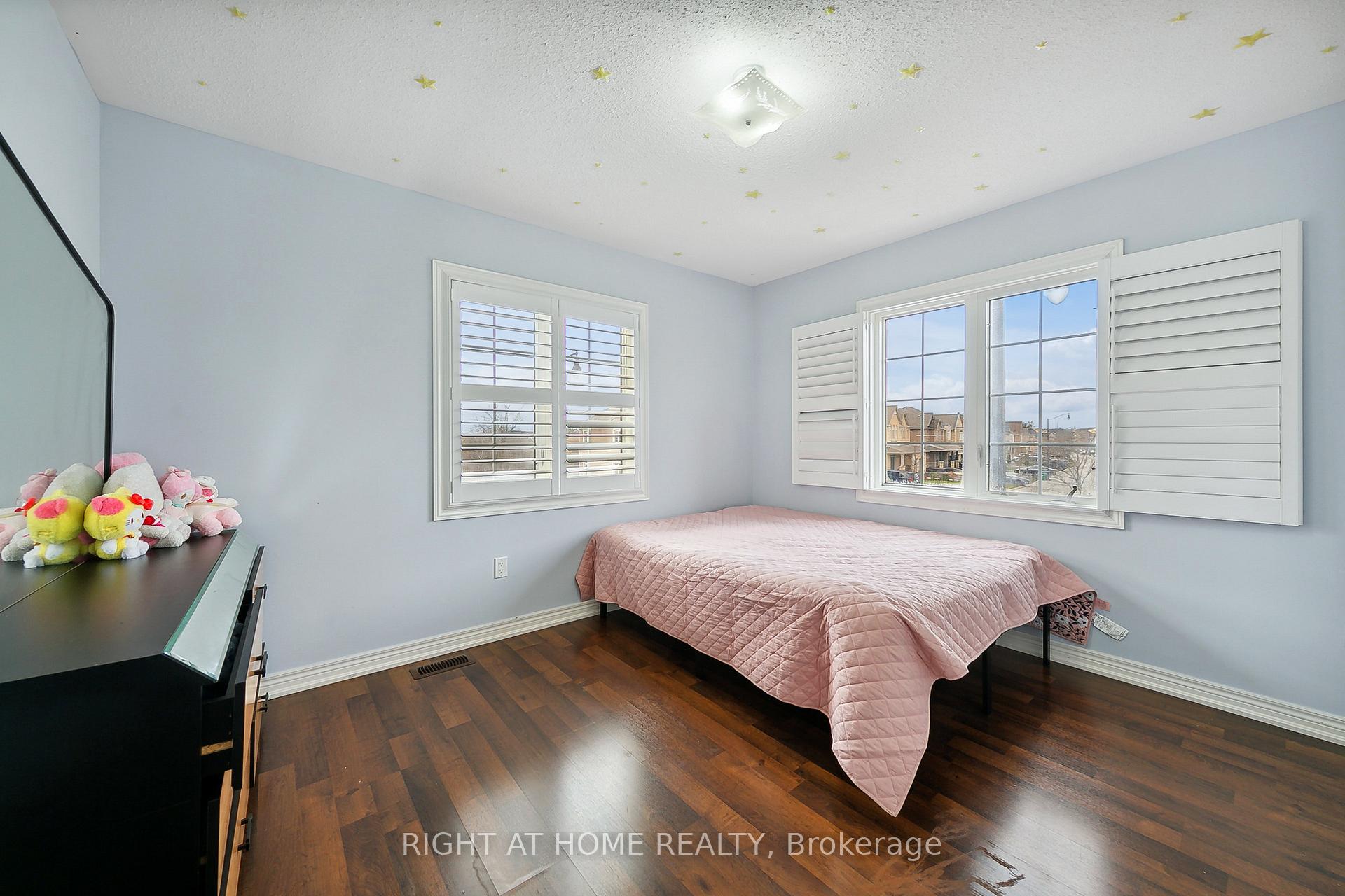 Photo 20 of 1 Sage Meadow Crescent, Brampton, Credit Valley — HOMEH