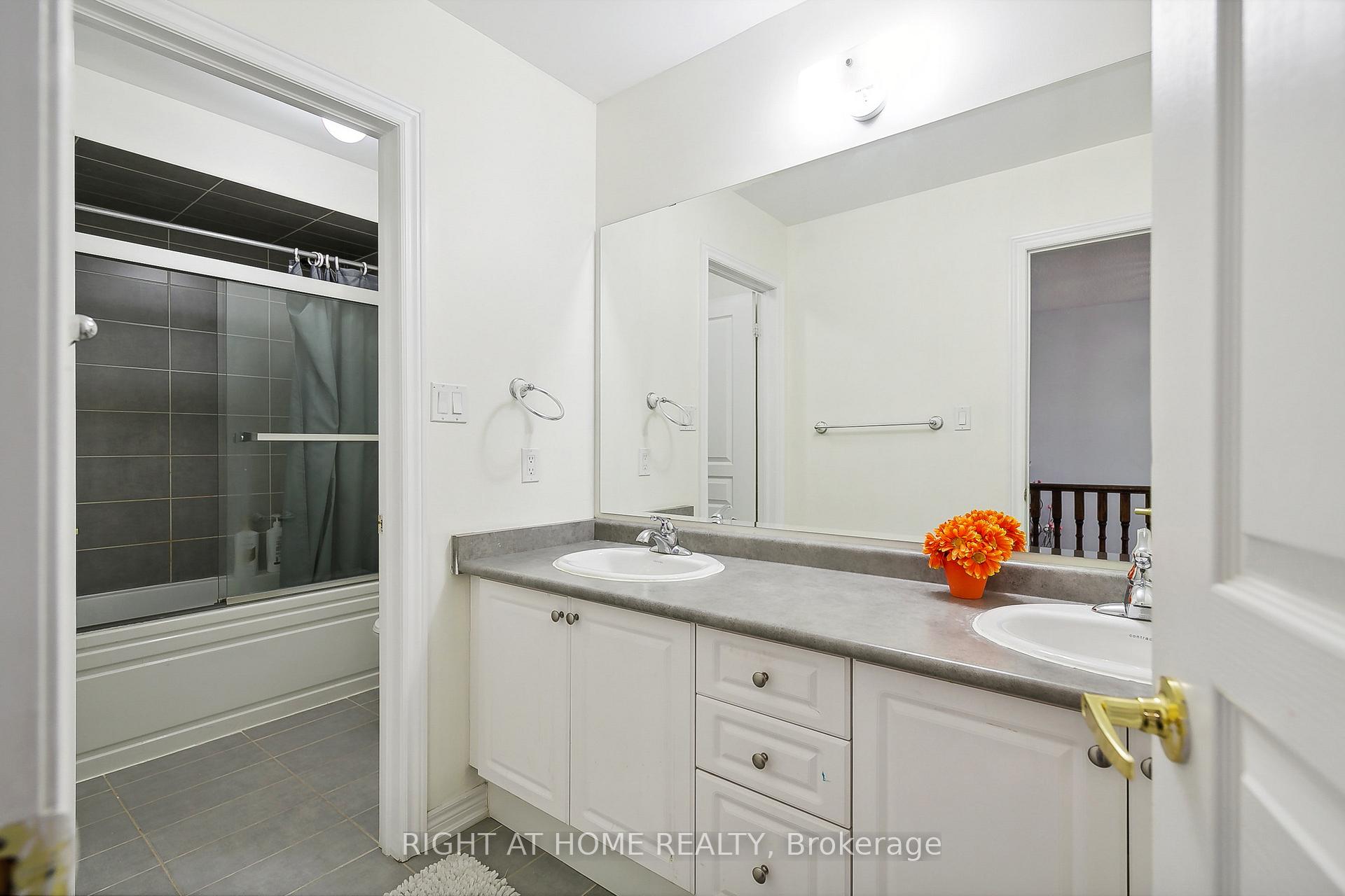Photo 22 of 1 Sage Meadow Crescent, Brampton, Credit Valley — HOMEH