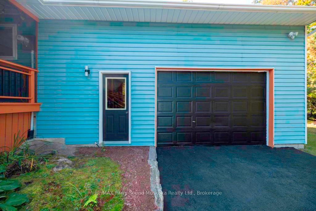 Photo 35 of 33 Pineridge Drive, McDougall — HOMEH