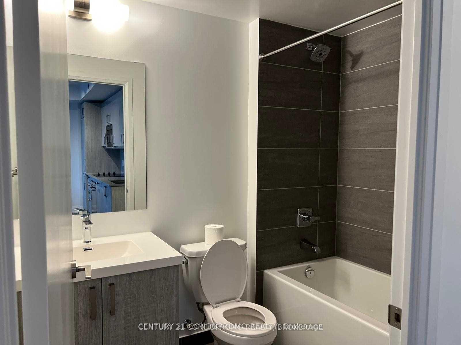 Photo 15 of Unit 1508, 77 Mutual Street, Toronto, Church-Yonge Corridor — HOMEH